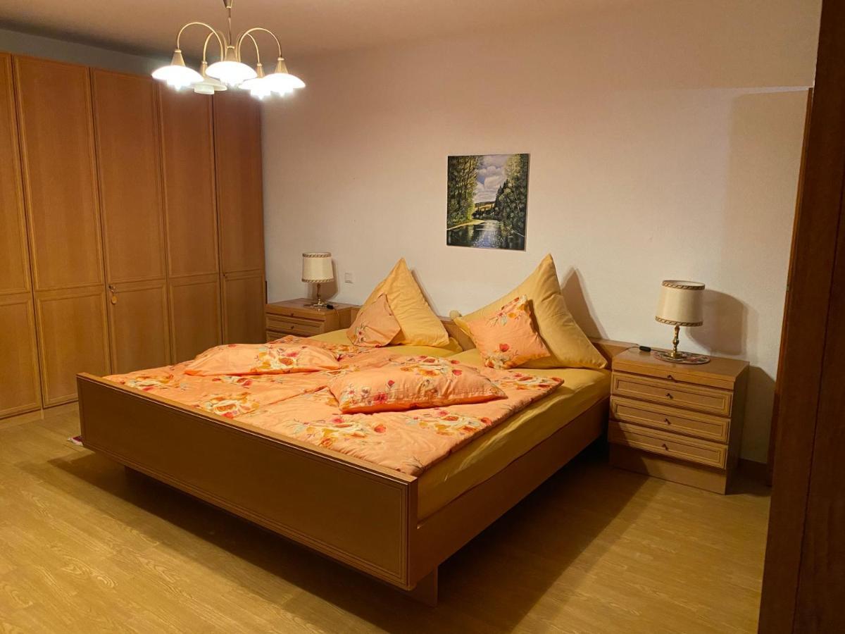 Ferienwohnung Mit Garten Pirmasens Ngoại thất bức ảnh